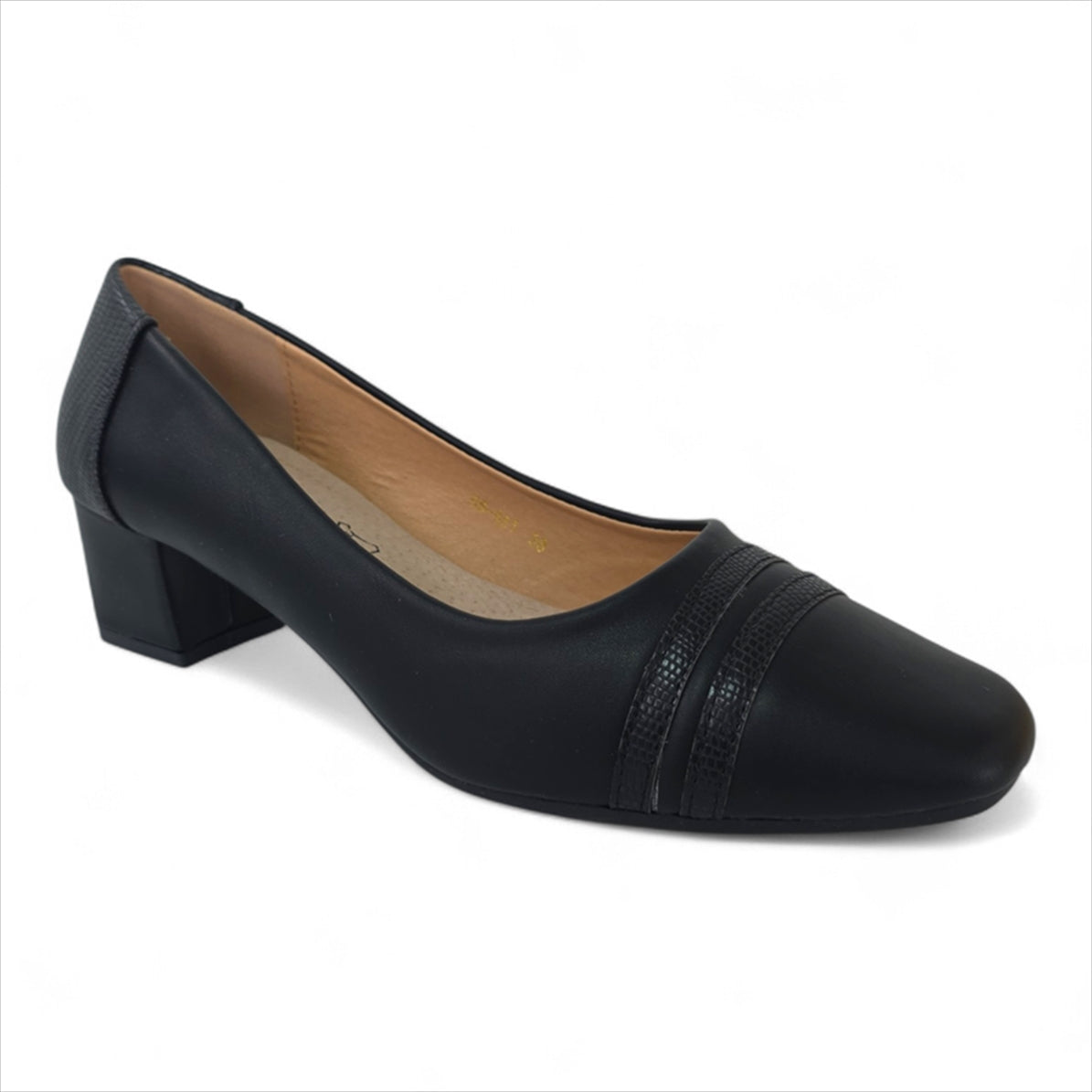 https://powersoft365customers.blob.core.windows.net/he24794-talbot-shoes-ltd/Models/06-681-BLA.jpg
