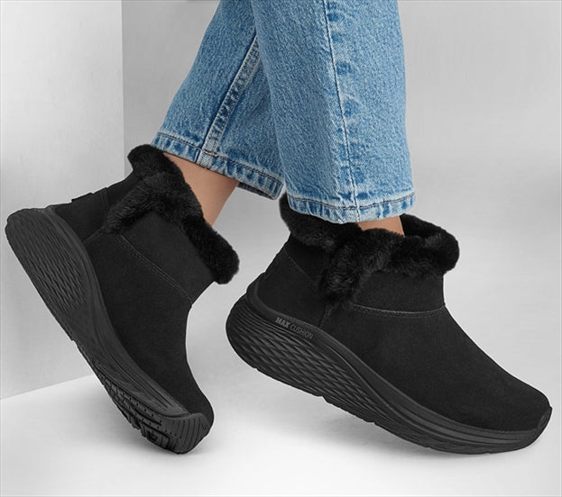 https://powersoft365customers.blob.core.windows.net/he24794-talbot-shoes-ltd/Models/144366-ALLBLK_2.jpg