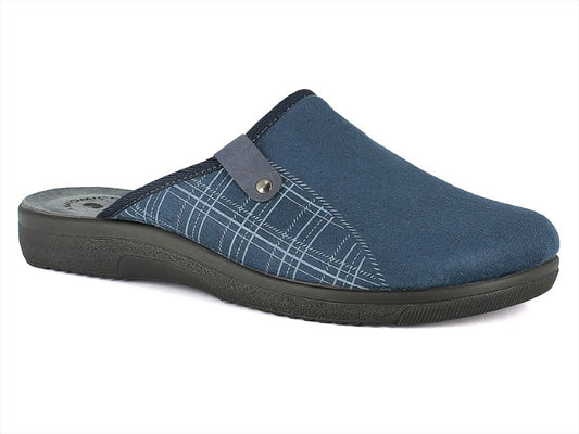 https://powersoft365customers.blob.core.windows.net/he24794-talbot-shoes-ltd/Models/DG17-BLUE.jpg