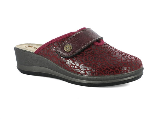 https://powersoft365customers.blob.core.windows.net/he24794-talbot-shoes-ltd/Models/GI23-PLUM.jpg