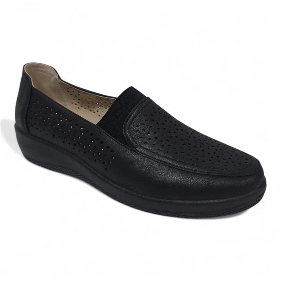 https://powersoft365customers.blob.core.windows.net/he24794-talbot-shoes-ltd/Models/XA33-BLA.jpg