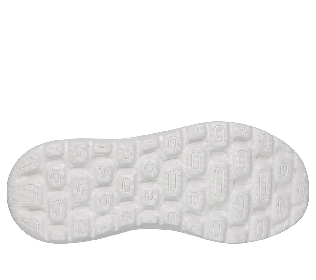 https://powersoft365customers.blob.core.windows.net/he24794-talbot-shoes-ltd/Models/125840-BEIGE_3.jpg