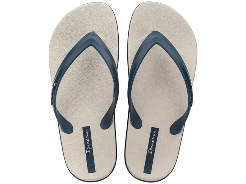 https://powersoft365customers.blob.core.windows.net/he24794-talbot-shoes-ltd/Models/17802630719-BEBLU_2.jpg