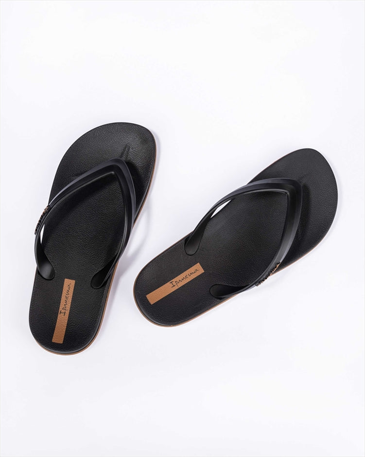 https://powersoft365customers.blob.core.windows.net/he24794-talbot-shoes-ltd/Models/17802630719-BLKBR_3.jpg