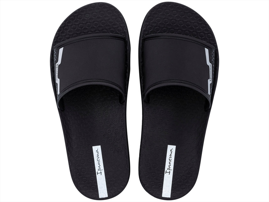https://powersoft365customers.blob.core.windows.net/he24794-talbot-shoes-ltd/Models/17802630818-BLKWH_2.jpg