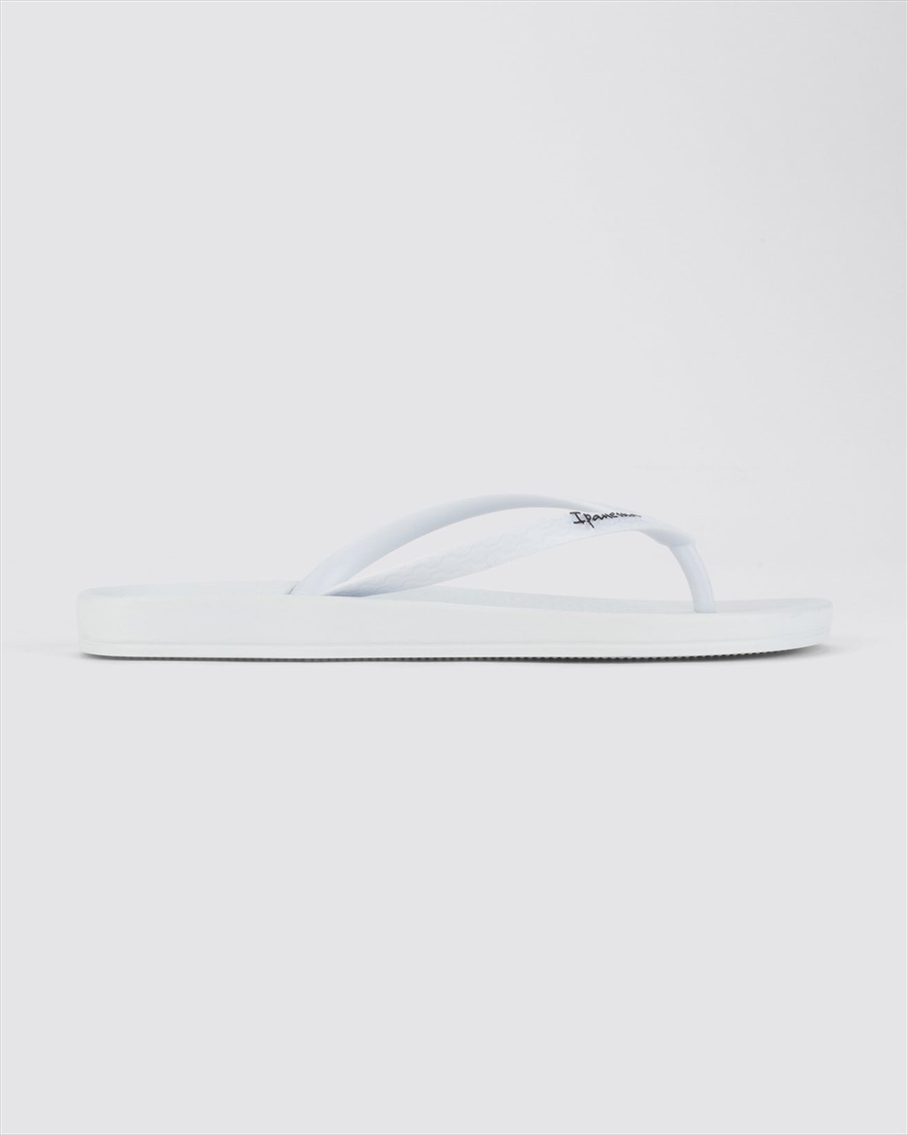 https://powersoft365customers.blob.core.windows.net/he24794-talbot-shoes-ltd/Models/17802631726-WHITE.jpg