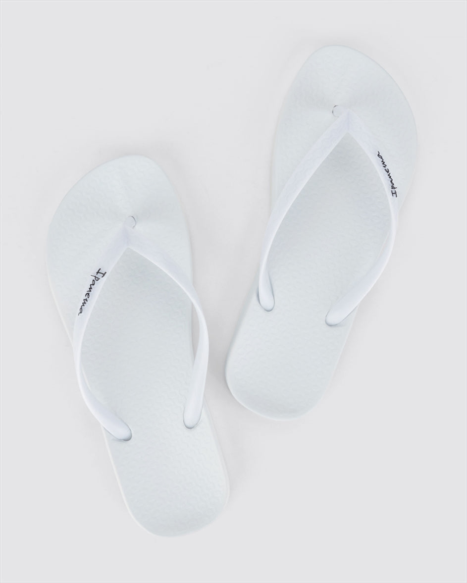 https://powersoft365customers.blob.core.windows.net/he24794-talbot-shoes-ltd/Models/17802631726-WHITE_4.jpg
