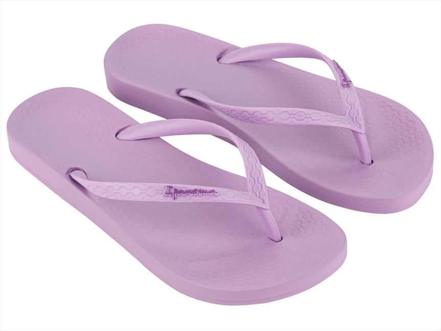https://powersoft365customers.blob.core.windows.net/he24794-talbot-shoes-ltd/Models/17802631729-LILA.jpg