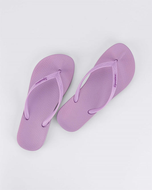 https://powersoft365customers.blob.core.windows.net/he24794-talbot-shoes-ltd/Models/17802631729-LILA_1.jpg
