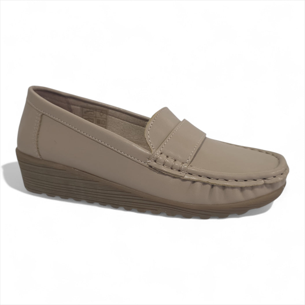 https://powersoft365customers.blob.core.windows.net/he24794-talbot-shoes-ltd/Models/18403-BEI.jpg