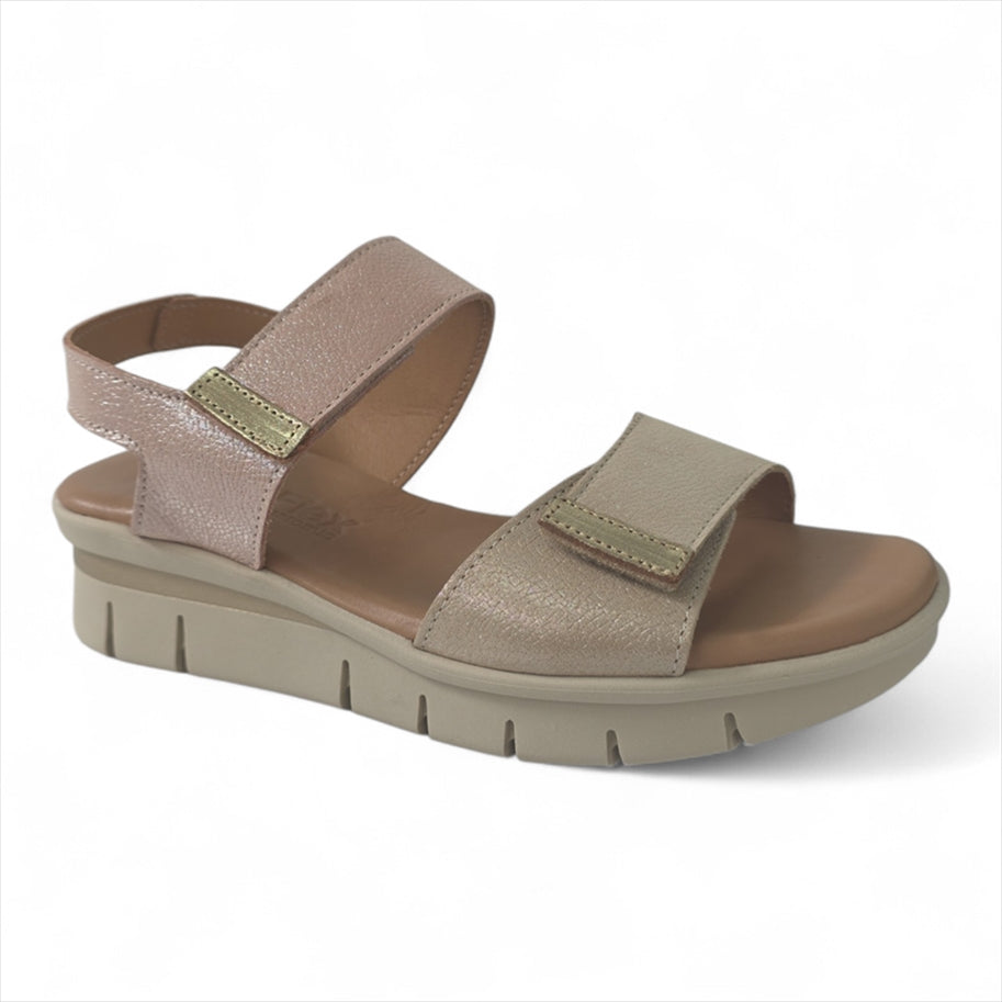 https://powersoft365customers.blob.core.windows.net/he24794-talbot-shoes-ltd/Models/2606-GOL.jpg