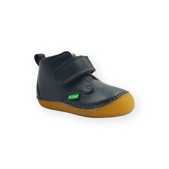 https://powersoft365customers.blob.core.windows.net/he24794-talbot-shoes-ltd/Models/584348-BLU.jpg