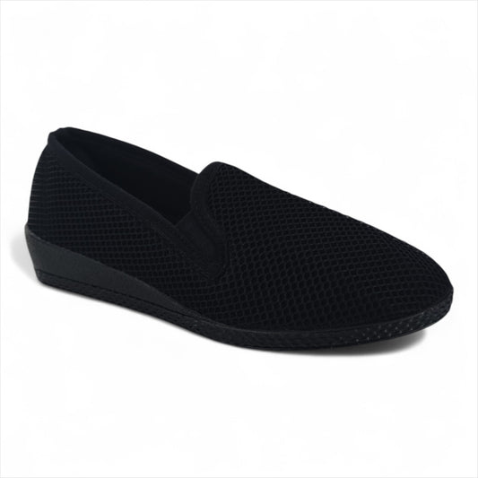 867 - Arma Women Snickers