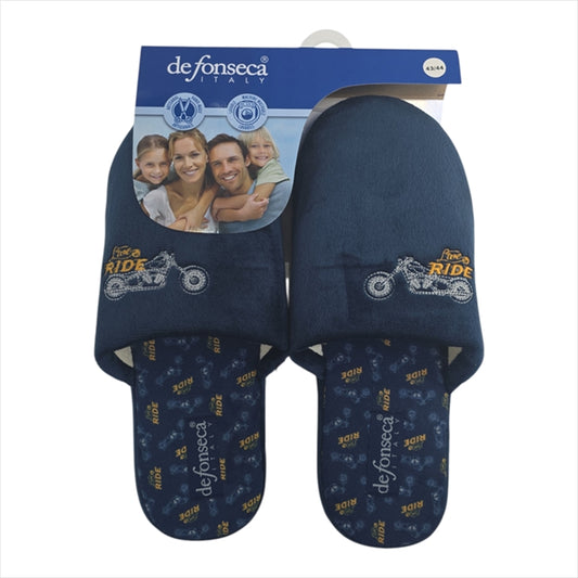 https://powersoft365customers.blob.core.windows.net/he24794-talbot-shoes-ltd/Models/DEROMATOPMB02-BLUE.jpg