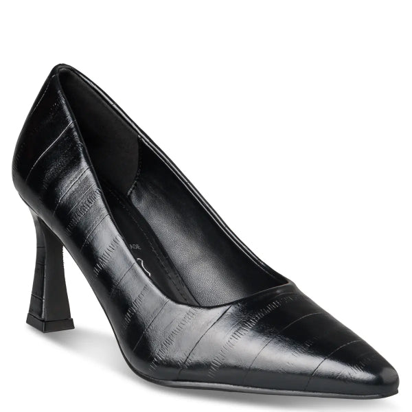 https://powersoft365customers.blob.core.windows.net/he24794-talbot-shoes-ltd/Models/E83-24097-BLK.jpg