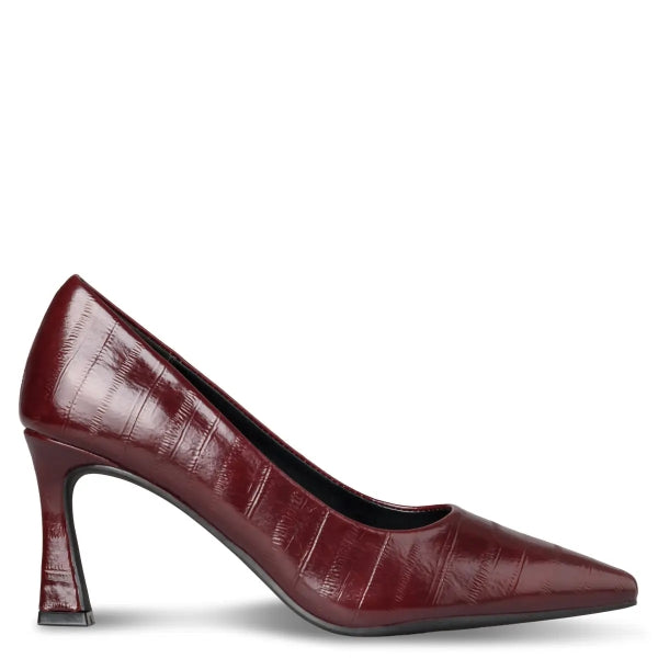https://powersoft365customers.blob.core.windows.net/he24794-talbot-shoes-ltd/Models/E83-24097-BORDO_1.jpg