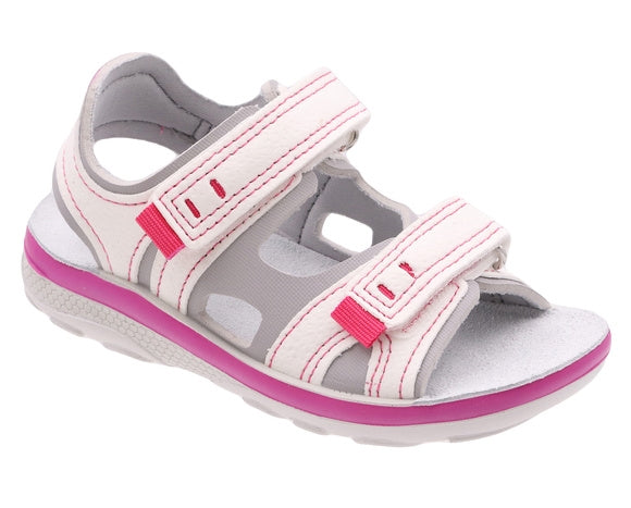 https://powersoft365customers.blob.core.windows.net/he24794-talbot-shoes-ltd/Models/RB56-WHI.jpg