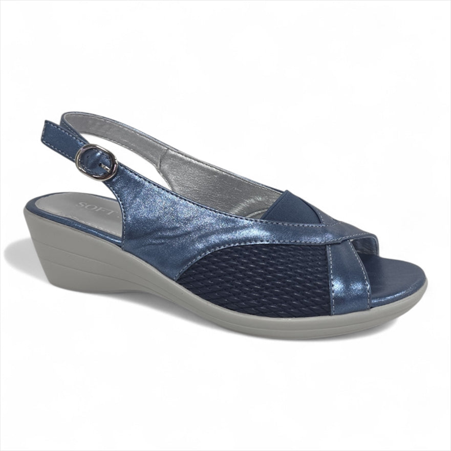 https://powersoft365customers.blob.core.windows.net/he24794-talbot-shoes-ltd/Models/SF861-110-BLU.jpg