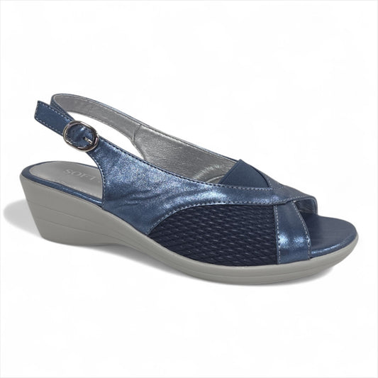 https://powersoft365customers.blob.core.windows.net/he24794-talbot-shoes-ltd/Models/SF861-110-BLU.jpg