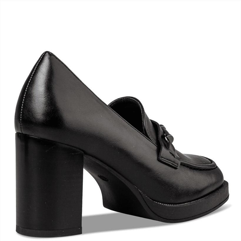 https://powersoft365customers.blob.core.windows.net/he24794-talbot-shoes-ltd/Models/V63-22182-BLK_2.jpg